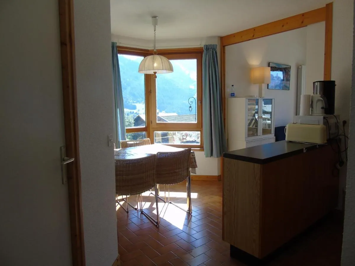 Charmant T2 Avec Mezzanine Et Balcon - 4 Pers, Parking, Proche Navettes, Chatel - Fr-1-198-122 0*,  France